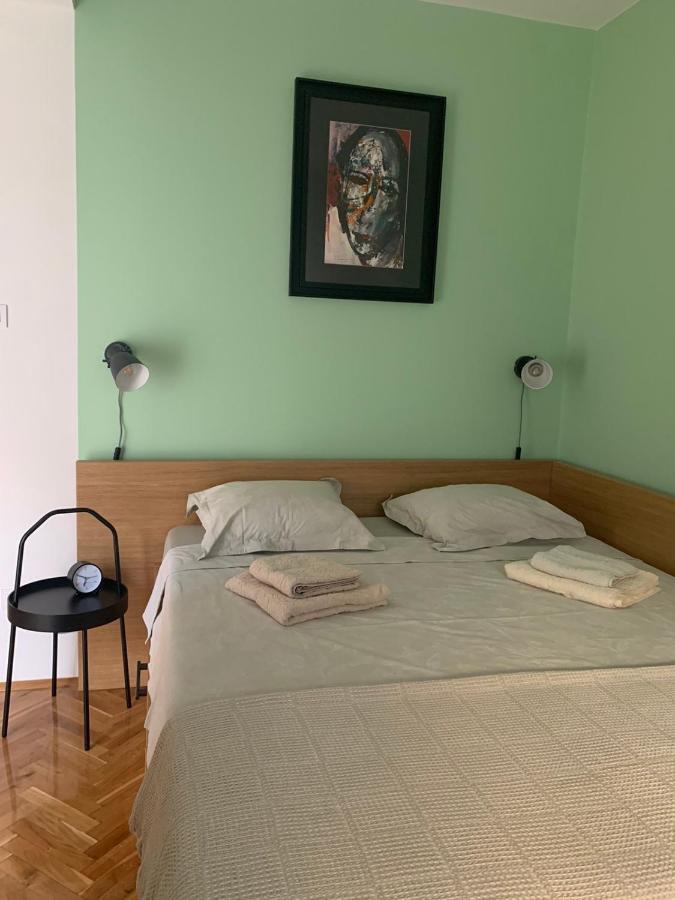 Artloft Apartment โนวีซาด ภายนอก รูปภาพ